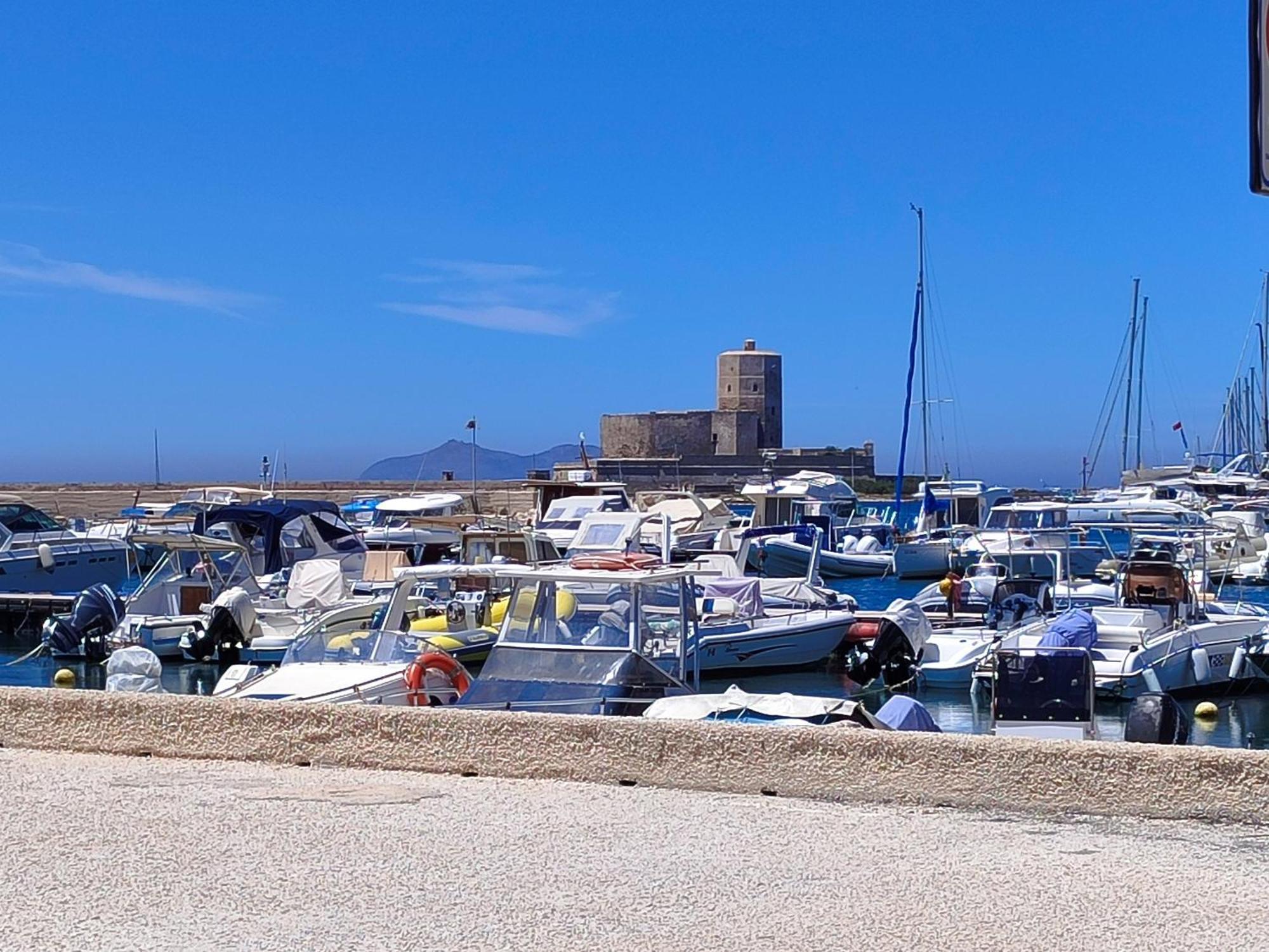 Alla Marina Da Pina Trapani Exteriör bild
